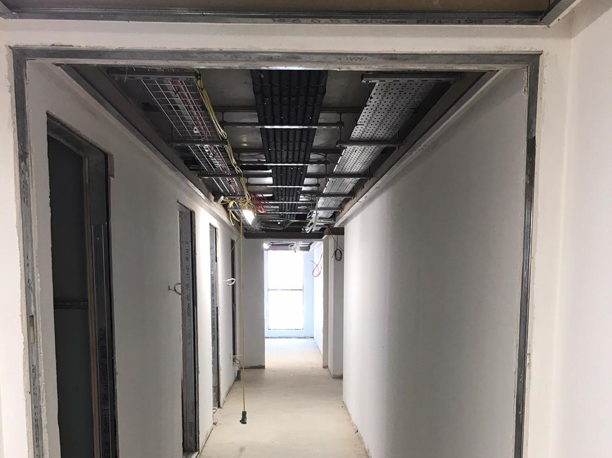 hallway details highlighting drywalling & drylining at the Hat & Feathers Hotel